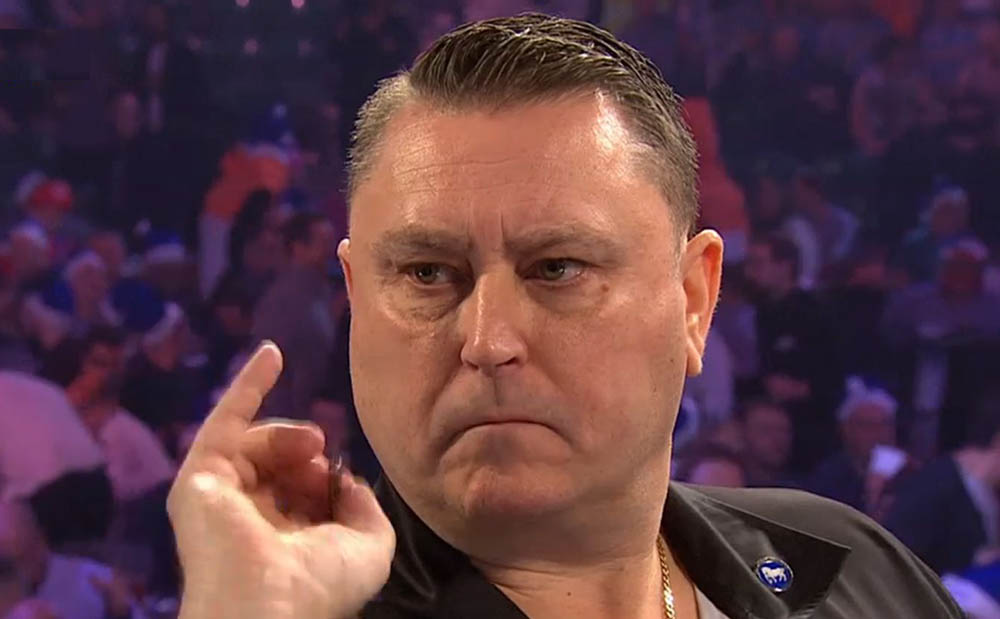 Kevin Painter wins the PDC Players Championship Finals 2011
