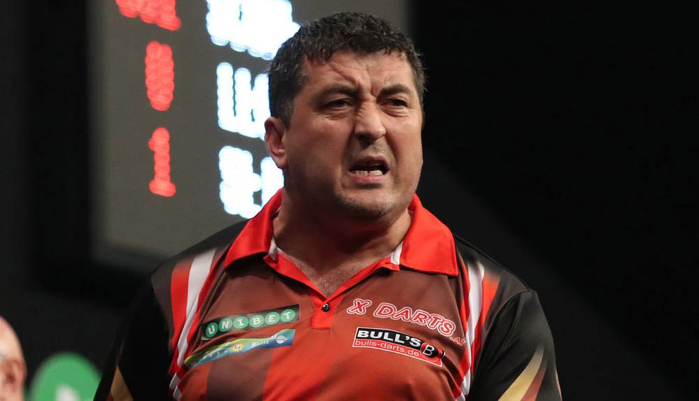 Mensur Suljovic wins the PDC Danish Open 2018