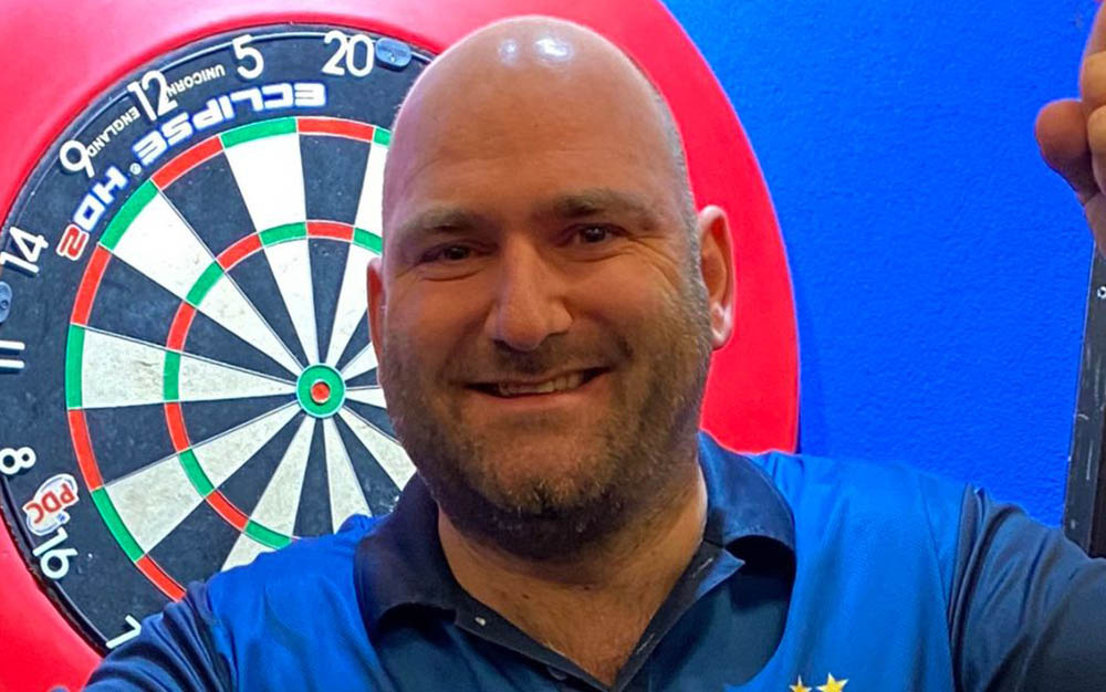 Scott Waites wins the PDC Grand Slam of Darts 2010