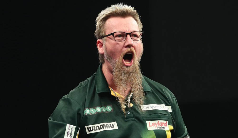 Simon Whitlock wins the PDC Dutch Darts Masters 2012